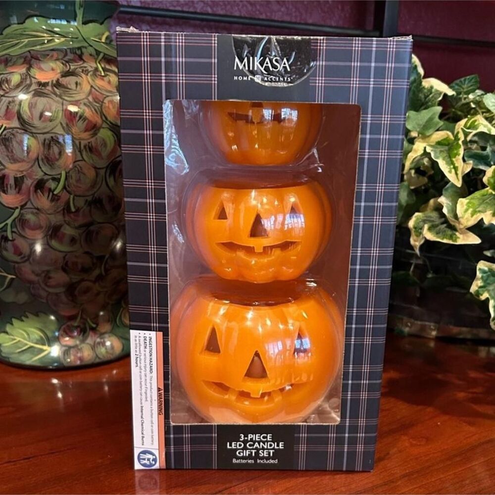 Mikasa 3-Piece Orange Pumpkin LED Candle Gift Set